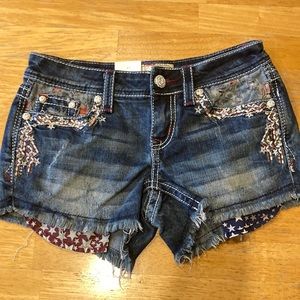 Grace in LA Jean shorts